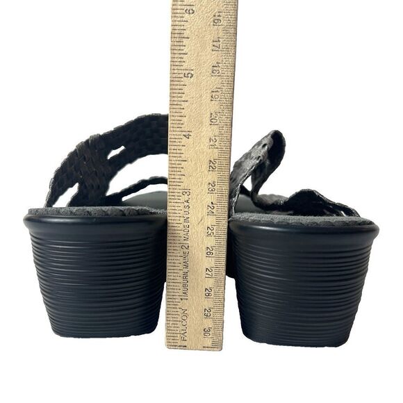 Bernie Mev Gray Woven Fabric Wedge Slip On Peep Toe Sandals Womens EU 41 US 10.5 - Picture 8 of 10